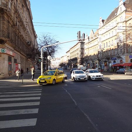 Erzsebet Boulevard Apartment Budapest Exteriör bild