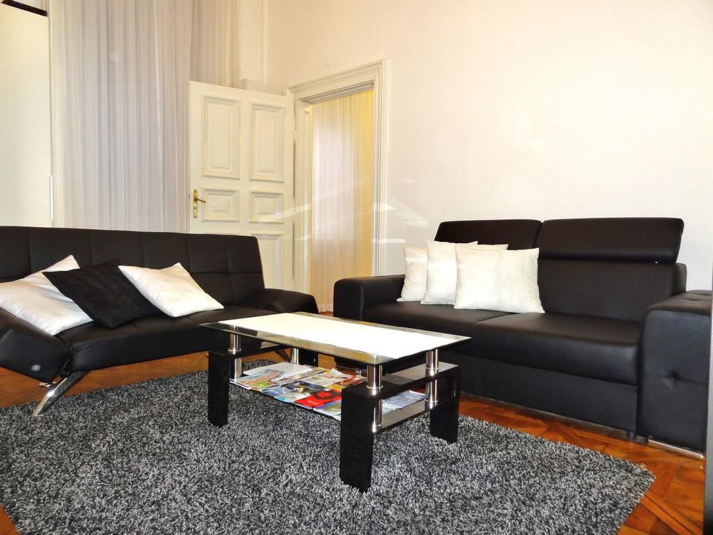 Erzsebet Boulevard Apartment Budapest Exteriör bild
