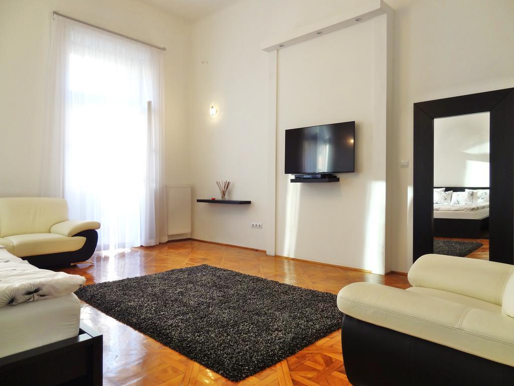 Erzsebet Boulevard Apartment Budapest Exteriör bild